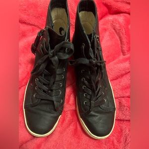 UGG Blaney Black Leather High-Top Sneaker